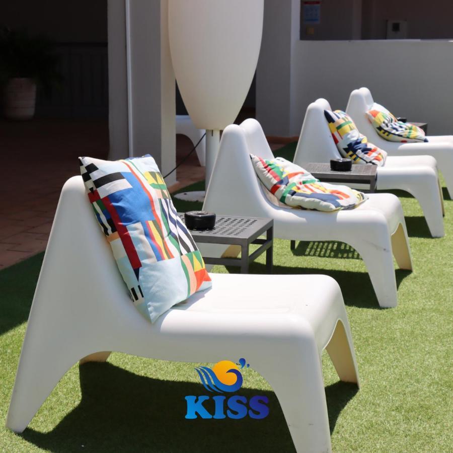 Kiss - Turísticos *